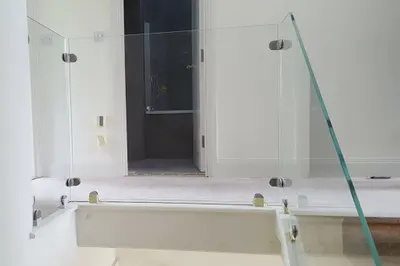 Modern Glass - Usługi szklarskie